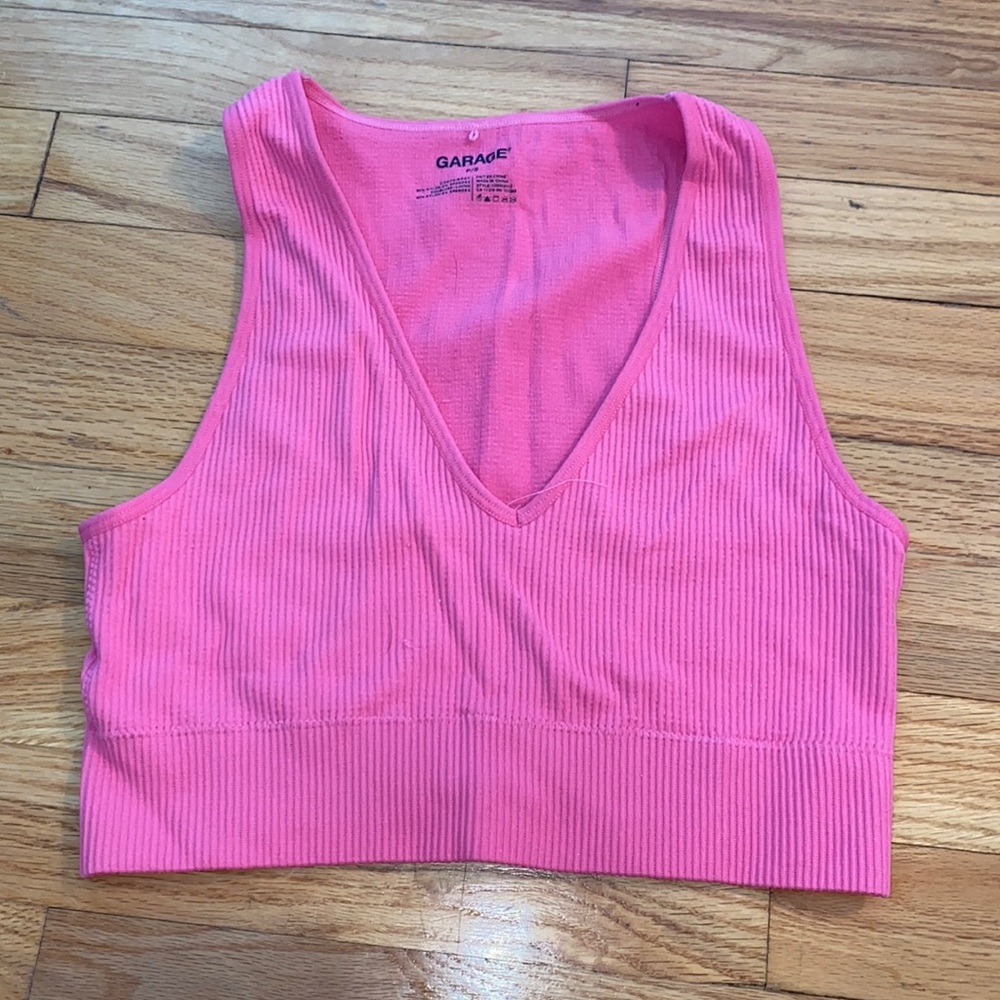 Garage V-Neck Seamless Crop Top